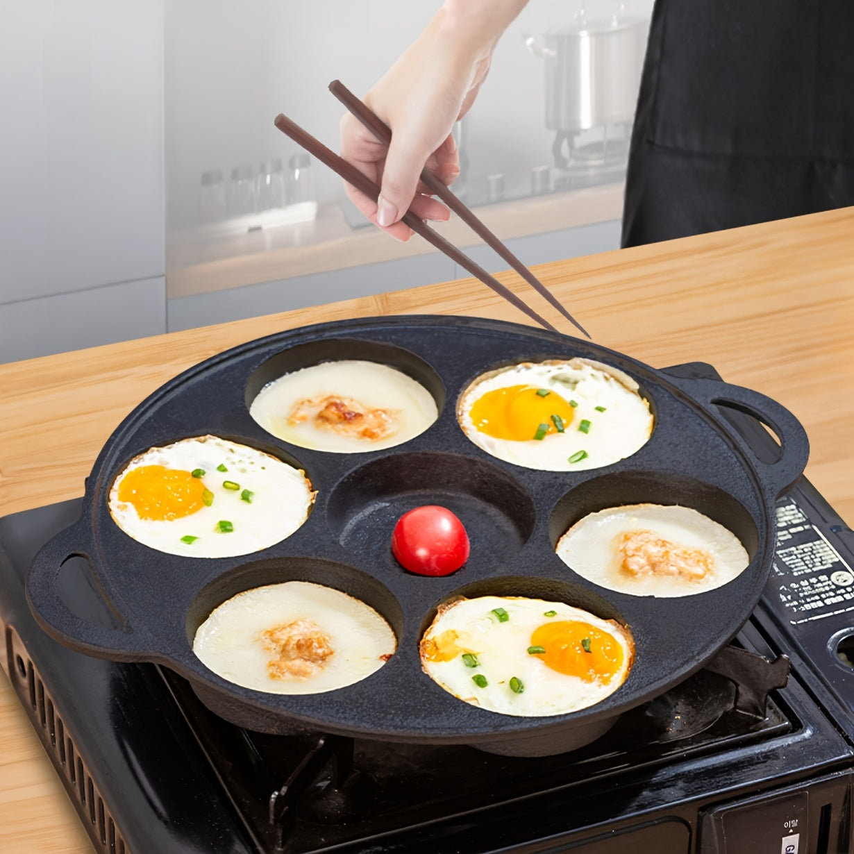1-Piece Cast Iron 7-Mold Omelet Pan, Non-Stick Mini Pancake Griddle, Broiler Safe, Durable Cookware for Kitchen and Restaurant Use