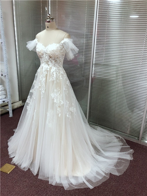 maoxiangshop Sexy Sweetheart A Line Wedding Dresses Off Shoulder Champagne Liner Tulle Appliques Sleeveless Bridal Gowns Womens Formal