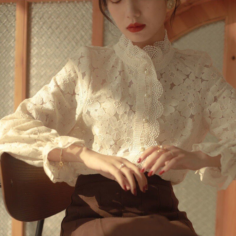 Women Lace Pearl Button Flower Tops Shirt French Style Vintage Stand-up Collar Flare Sleeve Temperament Base T-shirts Women
