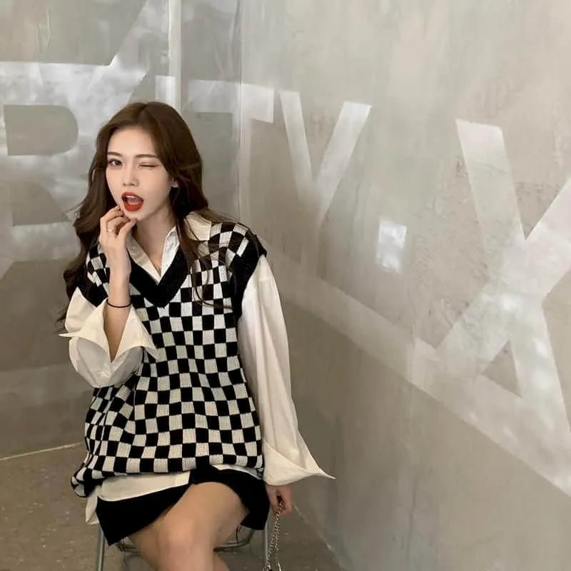 2023 Spring Autumn V-neck Sleeveless Sweater For Women Vest Vintage Tops Harajuku Japanese Fashion 90s Clothes Oversize Plaid