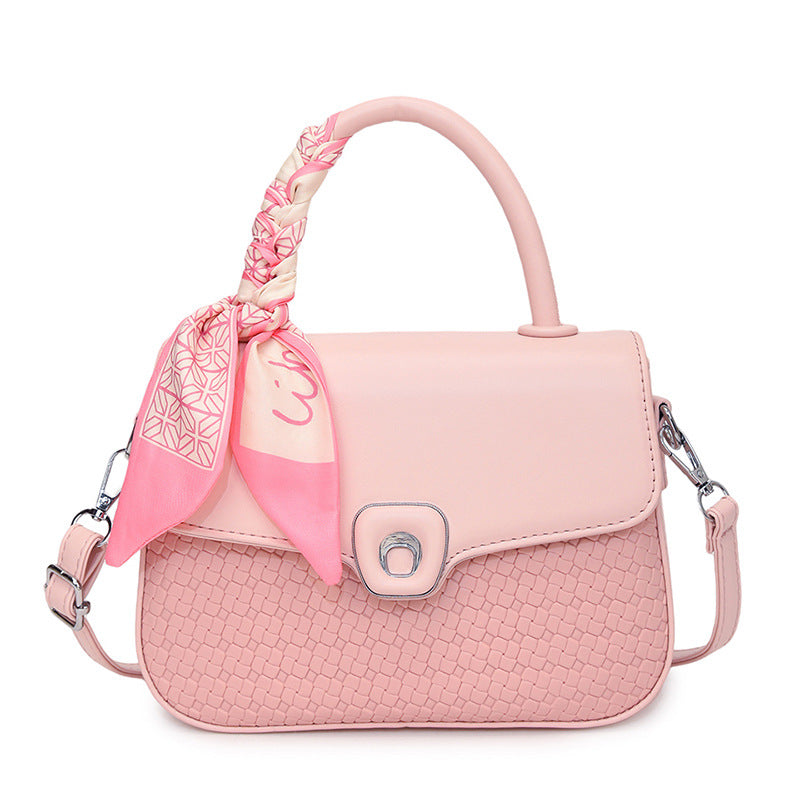 2025 Crossbody bag high-end light luxury handbag women's new fashion simple saddle bag versatile commuter women's shoulder bag