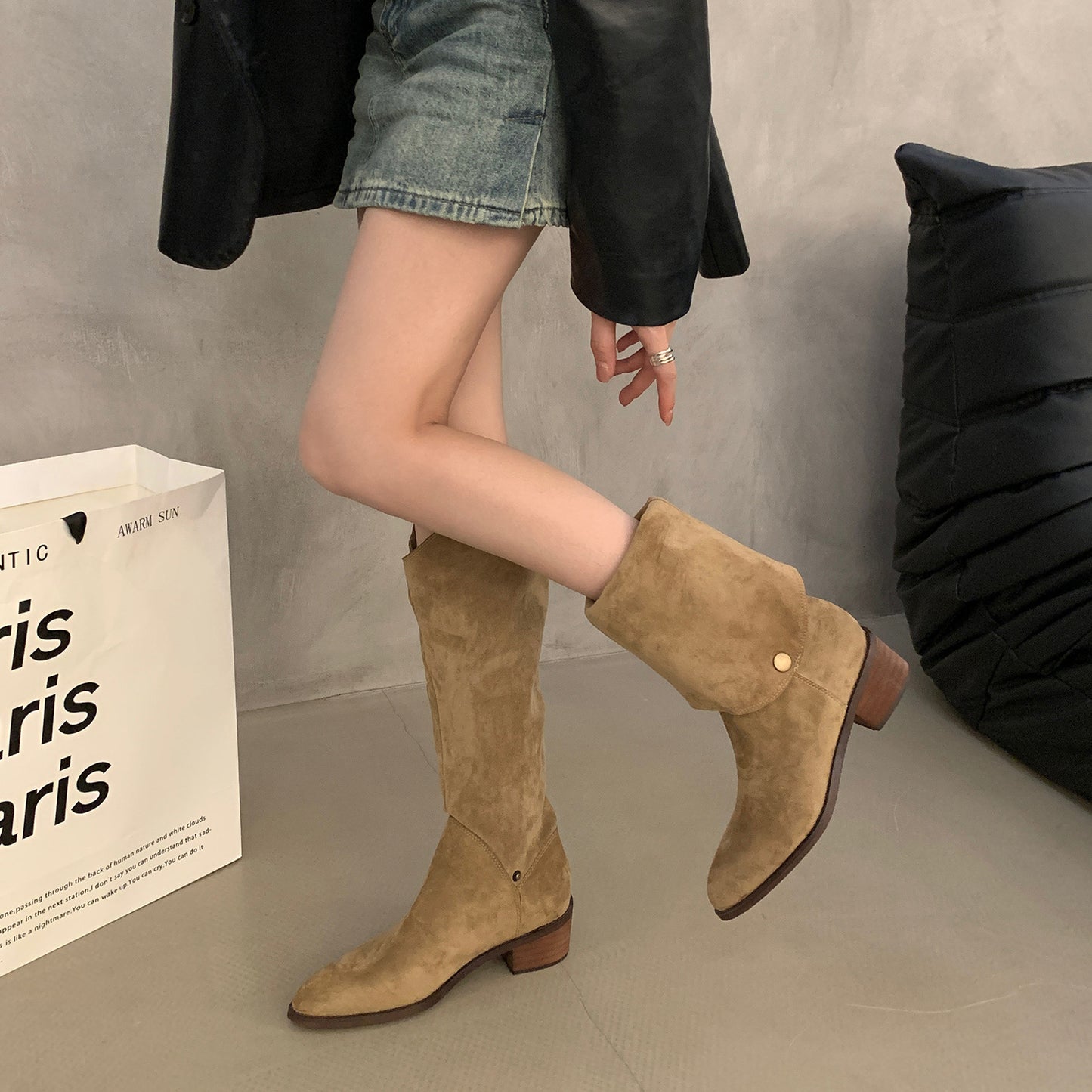 2025 Frosted suede two-wear stacking boots, new outdoor western cowboy boots V-mouth long knight boots in autumn and winter popular