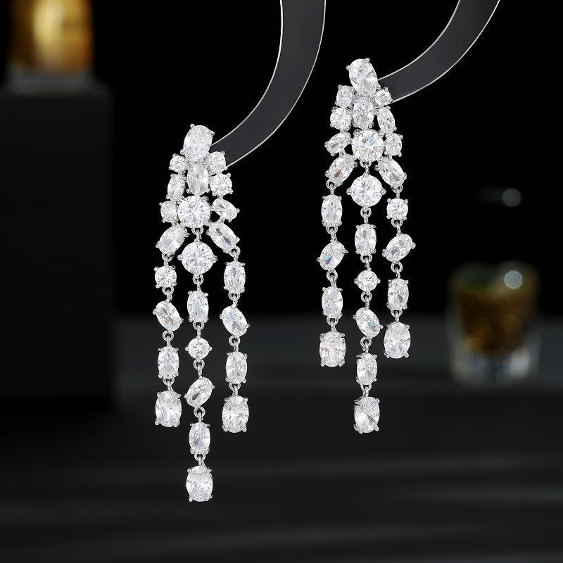 2025 Light luxury fashion high-end earrings wholesale banquet evening dress wedding dress with long modified face fringed earrings