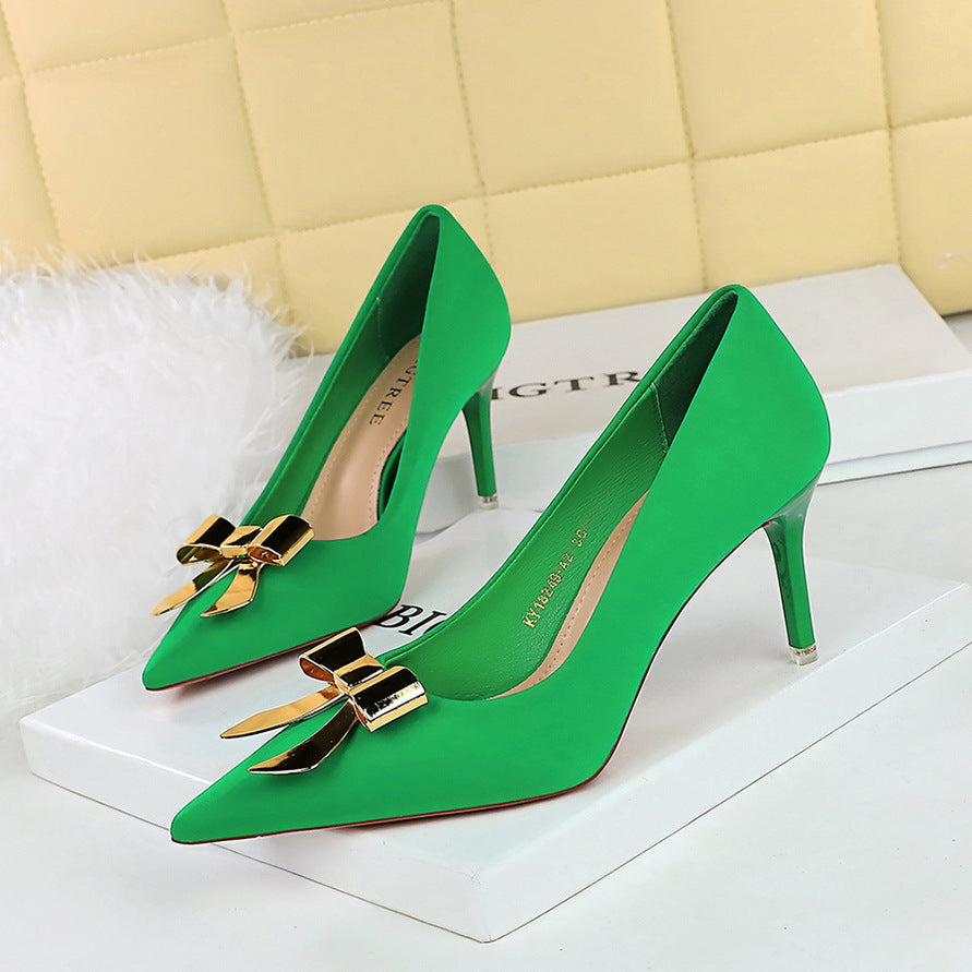 2025 18249-AK68 Korean version of fashion banquet women's shoes stiletto high heel satin light mouth pointed metal bow single shoes