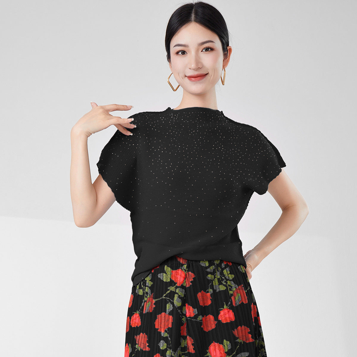2025 Hot Diamond Women's T-Shirt Premium Sense Loose Cover Meat Skinny Pullover Commuter Versatile Short Sleeve Top