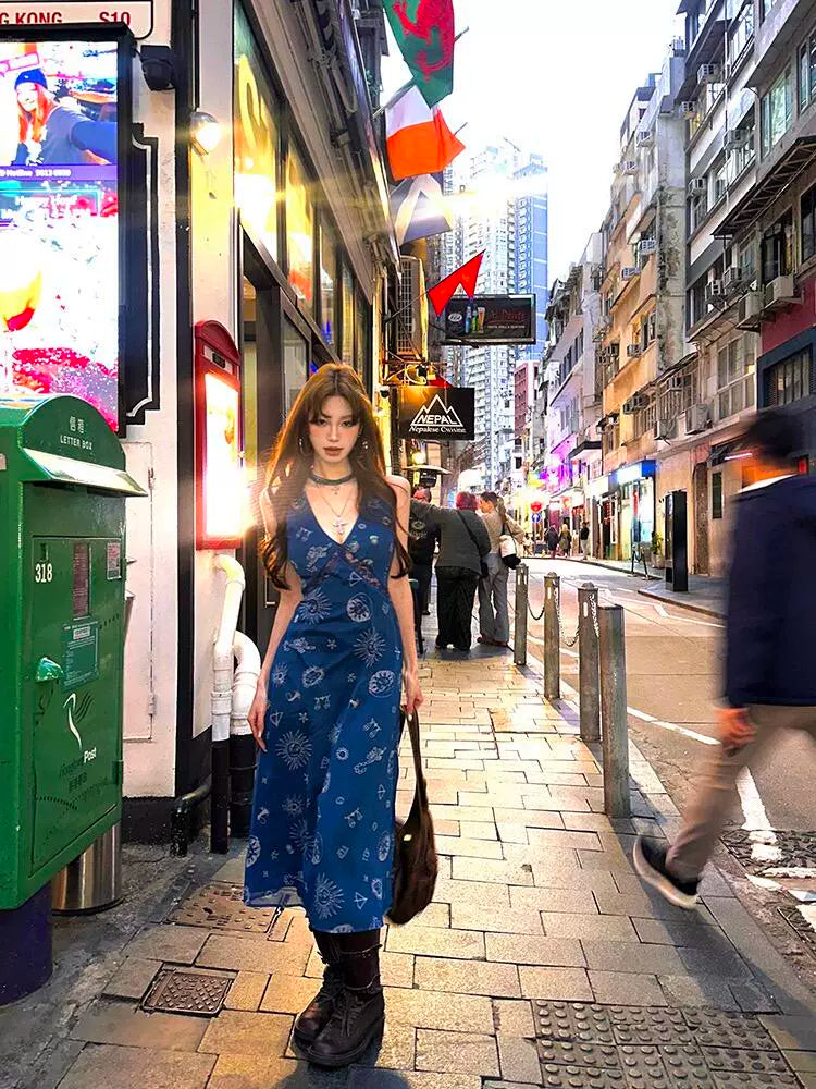 Sicilian encounter, retro V-neck vest dress, women's waist and thin galaxy printed A-word Spice Girl suspender skirt