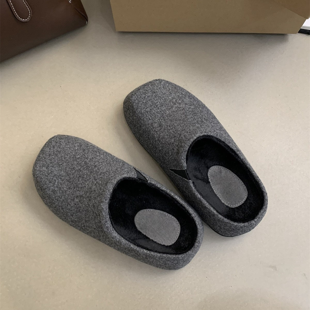 2025 Height-increasing thick-soled bag head half slippers women's popular new Internet celebrity muffin fluffy slippers women wear muller shoes