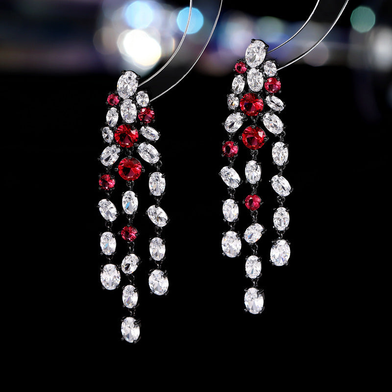 2025 Light luxury fashion high-end earrings wholesale banquet evening dress wedding dress with long modified face fringed earrings