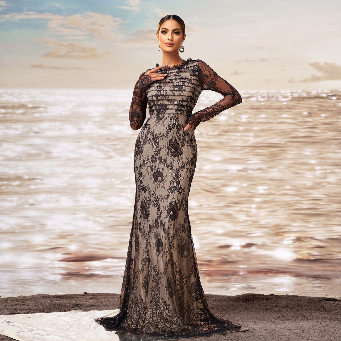 2025 new high-end long-sleeved crew neck banquet mesh yarn hip-wrapped fishtail evening dress bridesmaid dress women