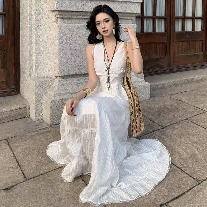 Thailand island travel photo vacation wind lace lace tank top cake long dress pure desire babes show thin two-piece set