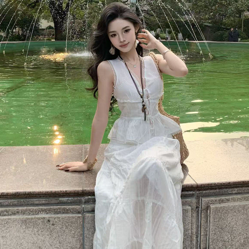 Thailand island travel photo vacation wind lace lace tank top cake long dress pure desire babes show thin two-piece set