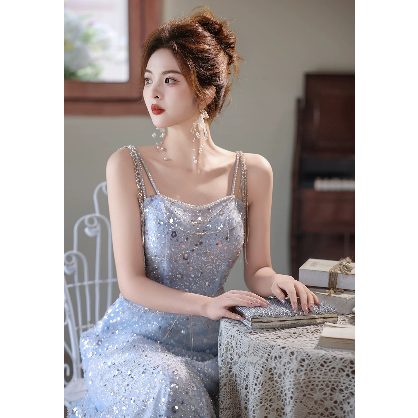suspender evening dress women's new high-end sequins banquet elegant dress high-end light luxury niche