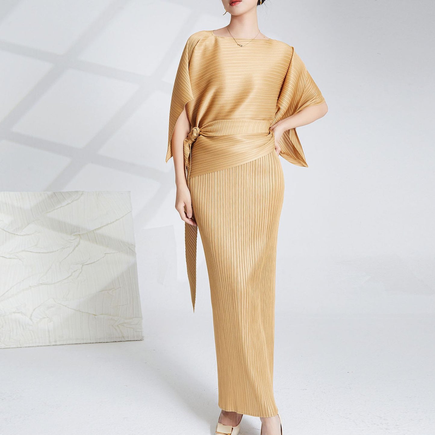 high-end pleated dress women's long dress shawl two-piece set Shenzhen Nanyou high-end New Popular trade women's clothing