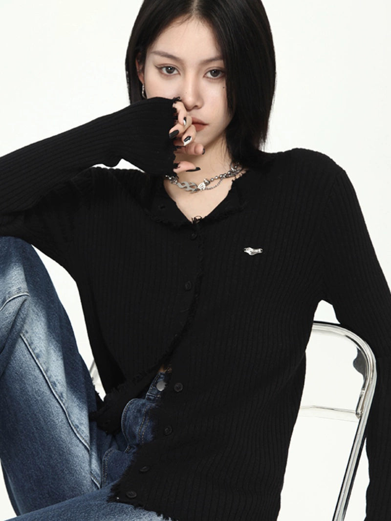 's homemade black knitted cardigan, a new design sense in the summer of popular, with a bottoming shirt and a top for women