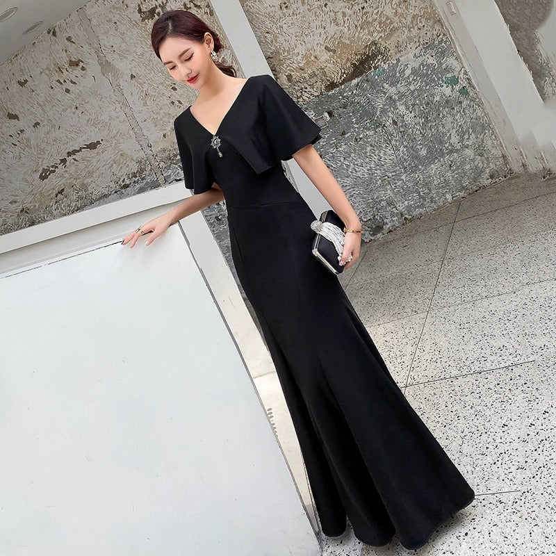 2025 Deep v-neck black evening dress women's new banquet long high-end temperament socialite host dress spring