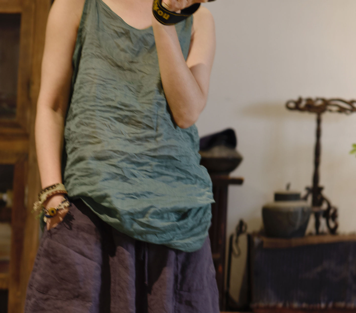 2025 24/2 Aduo, the new simple literary and retro versatile solid color bottomed ramie vest sling
