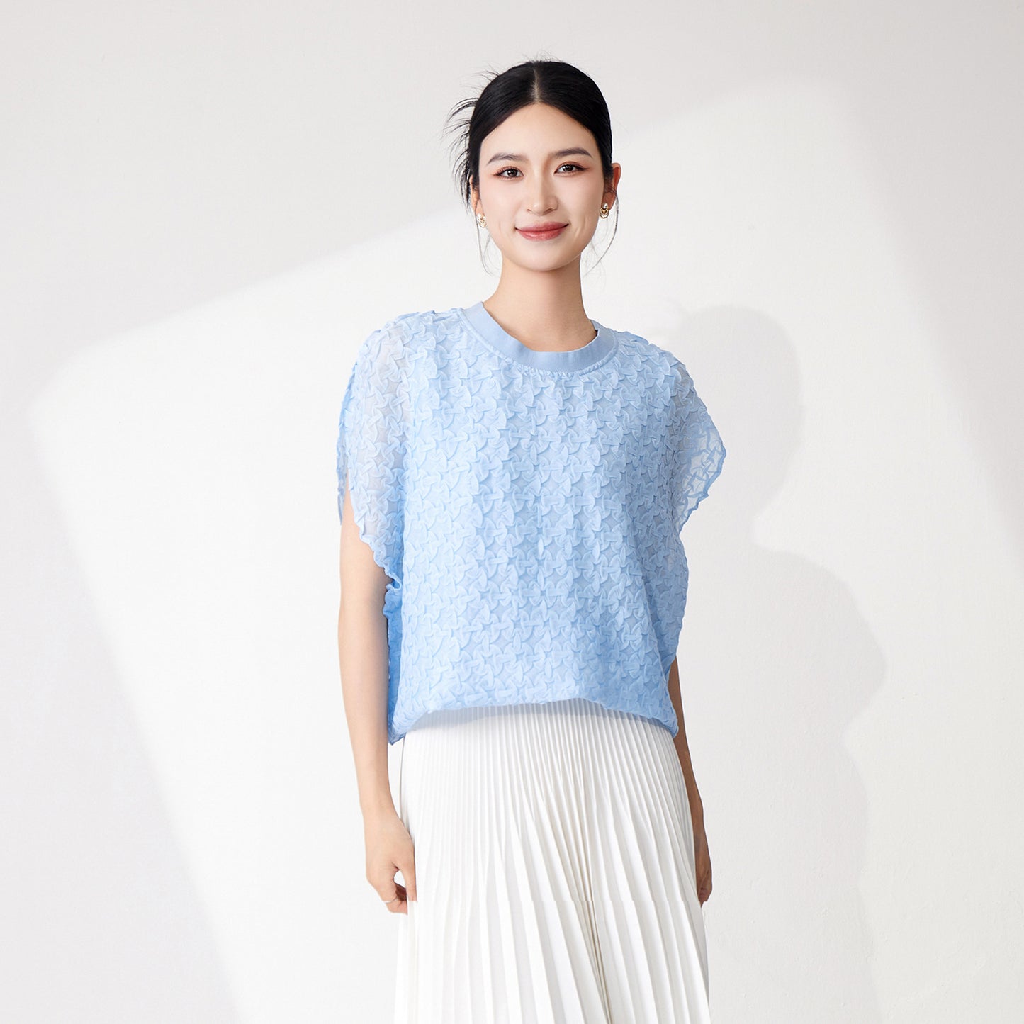 Pleated temperament top women's summer high-end round neck loose meat covering handmade pleated pullover versatile short-sleeved T-shirt