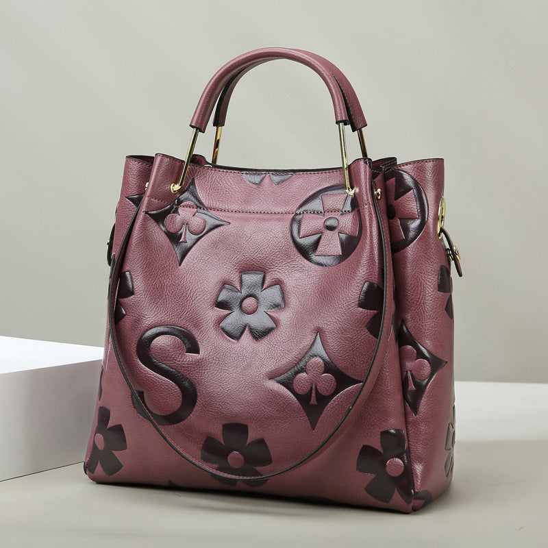 2025 Bucket bag, high-end large-capacity handbag, retro temperament commuter bag, simple printed women's portable tote bag