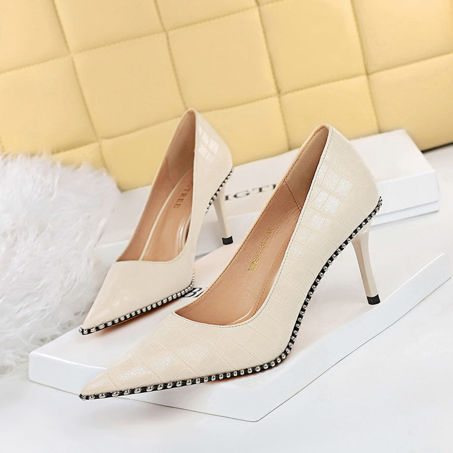 9611-8 Retro stone pattern high heels women's shoes thin heels high heels shallow mouth pointed metal beads rivets women's shoes