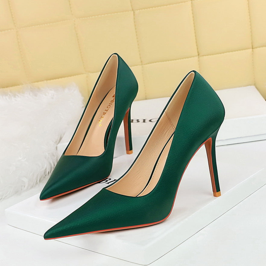 1198-1 Retro 2025 fashion and sexy nightclubs show thin banquet high heels women's shoes thin heels light mouth pointed single shoes