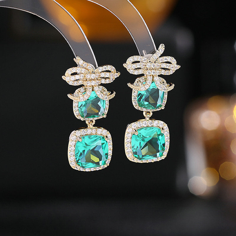 2025 fashion light luxury heavy industry geometric square stud earrings s925 silver needle slightly inlaid with zirconium contrasting color temperament personalized earrings