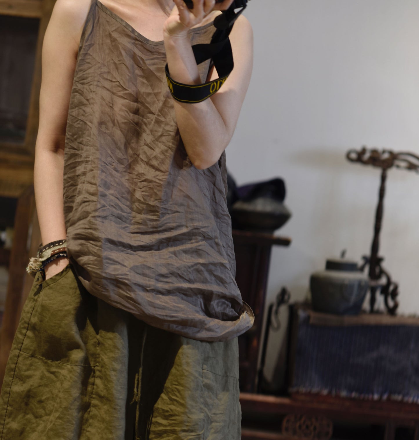 2025 24/2 Aduo, the new simple literary and retro versatile solid color bottomed ramie vest sling