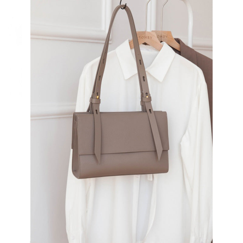 2025 Leather niche design commuter women's large-capacity tote bag shoulder underarm bag new wedding bag trendy simple and versatile