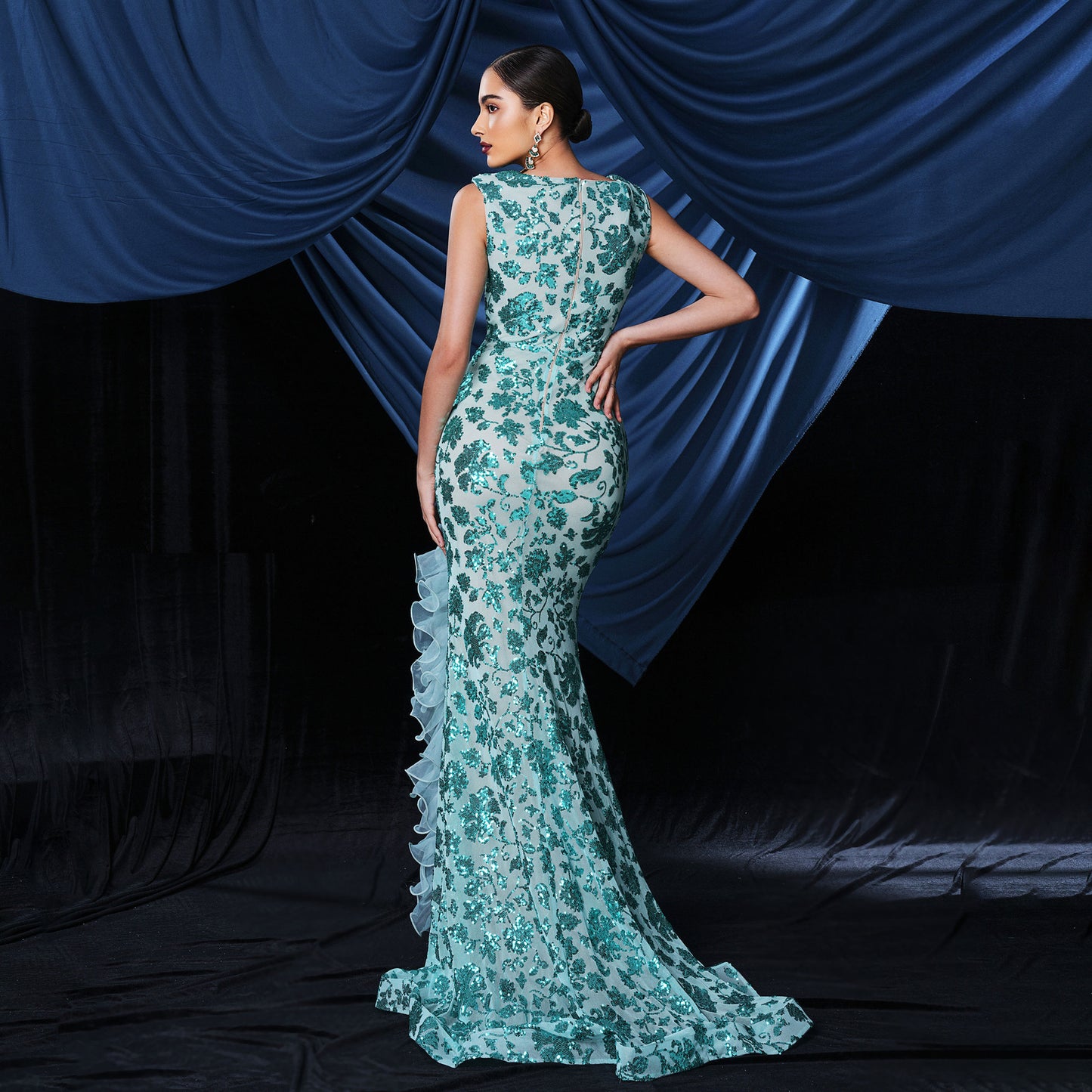2025 high-end temperament sexy long sequined sleeveless V-neck banquet evening dress bridesmaid dress women