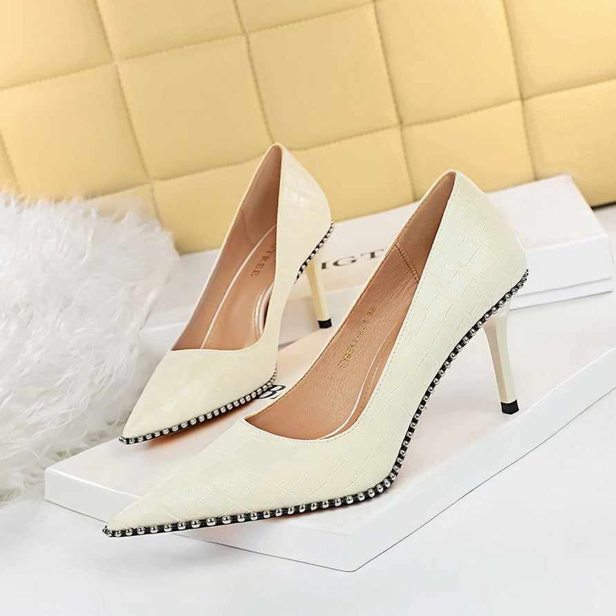 9611-8 Retro stone pattern high heels women's shoes thin heels high heels shallow mouth pointed metal beads rivets women's shoes