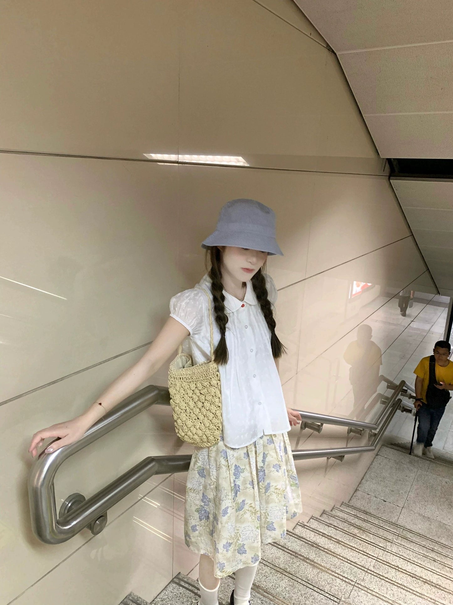 retro shirt women's summer new design sense niche flower skirt slim long-sleeved doll shirt top