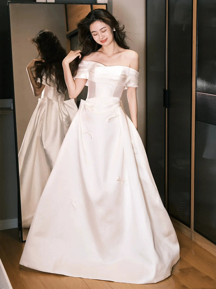 White satin one-word shoulder evening dress women's new high-end texture engagement high-end light luxury niche dress