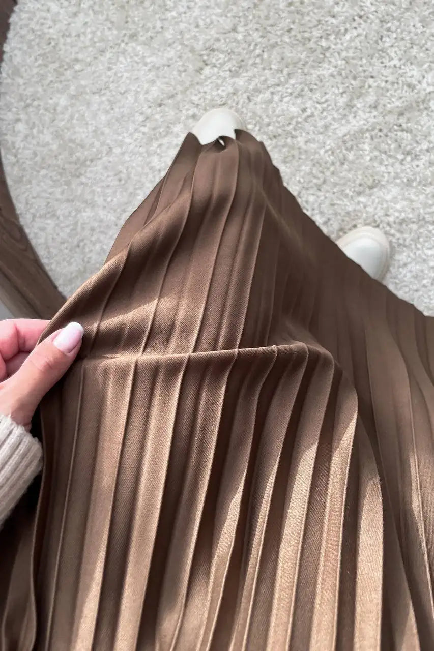 maoxiangshop - Chic Pleated Long Skirts 2024 New Elastic Waist French Elegant Women Skirts For Spring Fall A-line Casual Retro Lady Skirts