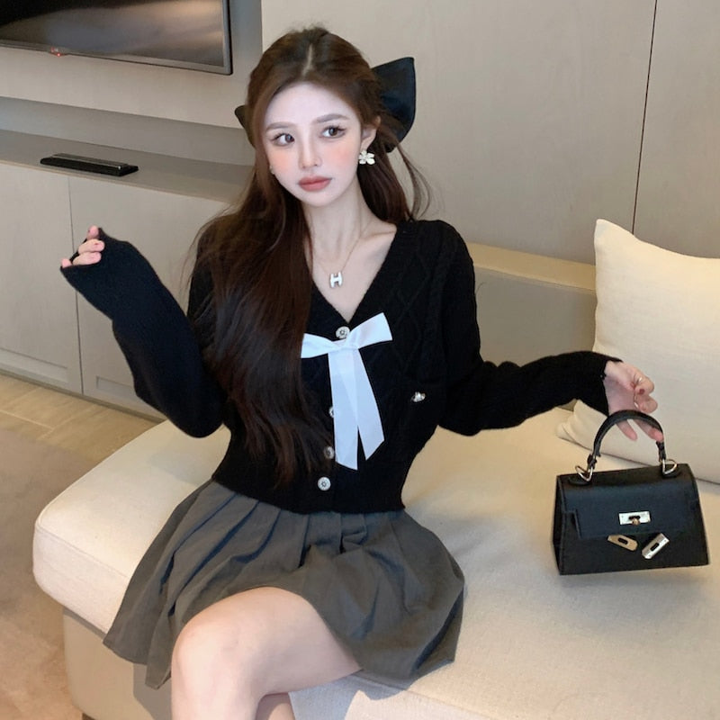 Knit Sweater Women's Cardigan Autumn Winter Vintage Long-Sleeved White Outer Wear Korean Style V-Neck Y2K Top Kawaii Sweater