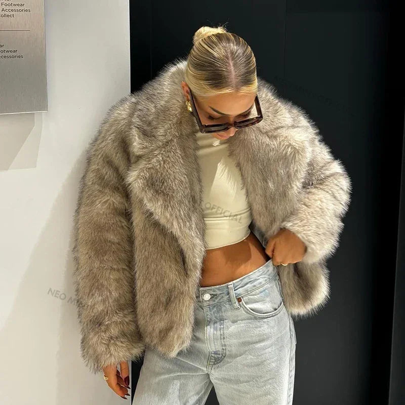 maoxiangshop - Mint Chic Street Girls Gradient Faux Fur Jacket Women Winter 2024 Brand Fashion Fluffy Fox Fur Coat Female Luxury Outerwear