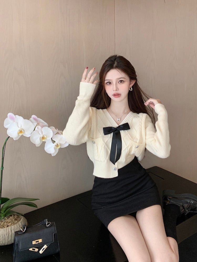 Knit Sweater Women's Cardigan Autumn Winter Vintage Long-Sleeved White Outer Wear Korean Style V-Neck Y2K Top Kawaii Sweater