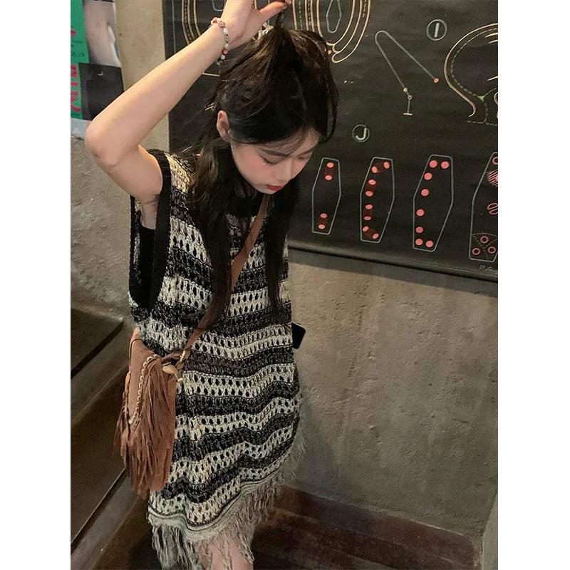 Sleeveless Knitted Vest Women Striped Hollow Out Tassel Sweaters Vintage Harajuku Casual Outwear Korean Loose Jumpers Coat