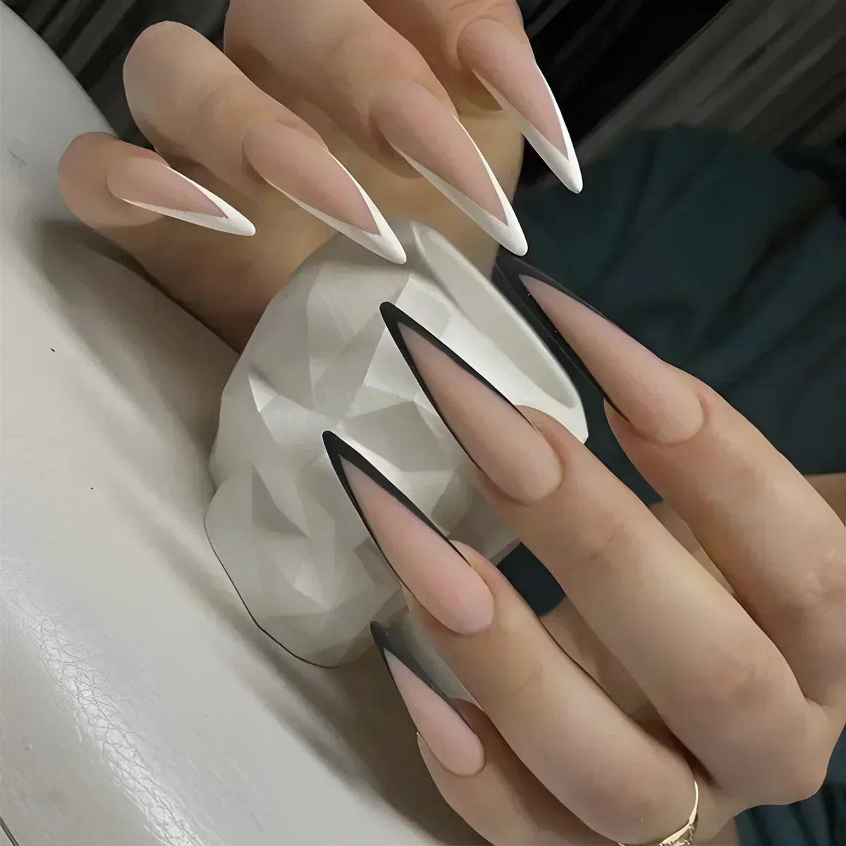 maoxiangshop 24Pcs False Nails With Glue Almond Pink Butterfly Design Detachable Rhinestones Acrylic Fake Nails long stiletto Press On Nails