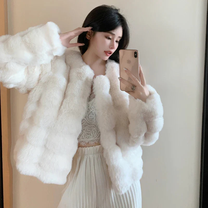 maoxiangshop Winter Fashion Faux Fur Coat Women Korea Fashion Warm Feather Coats Cardigan Short Outercoat Lady Party Elegant Outfits New