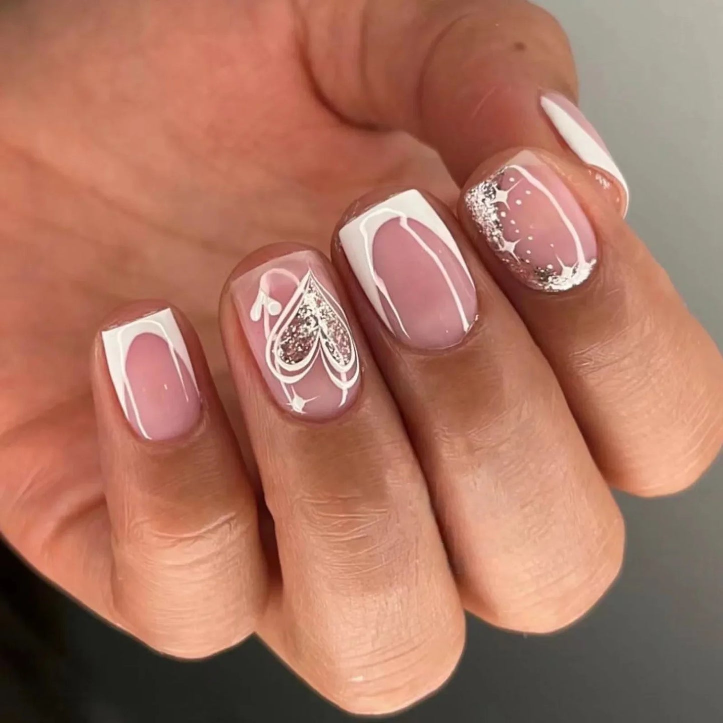 maoxiangshop 24pcs/set ballet short fake nails for Valentine's Day cute heart with glitters french white square tips press on false nail art
