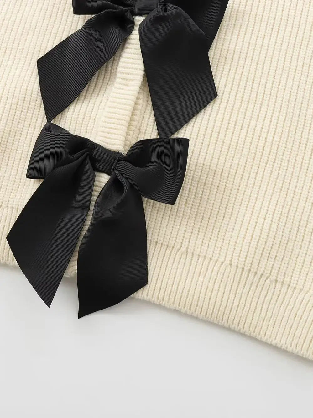 maoxiangshop - 2024 Autumn/Winter Women Bow Knit Cardigan High Street Round Neck Long Sleeve Tie Versatile Female Knitted Coat
