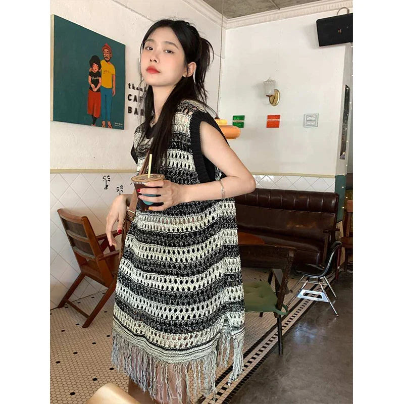 Sleeveless Knitted Vest Women Striped Hollow Out Tassel Sweaters Vintage Harajuku Casual Outwear Korean Loose Jumpers Coat