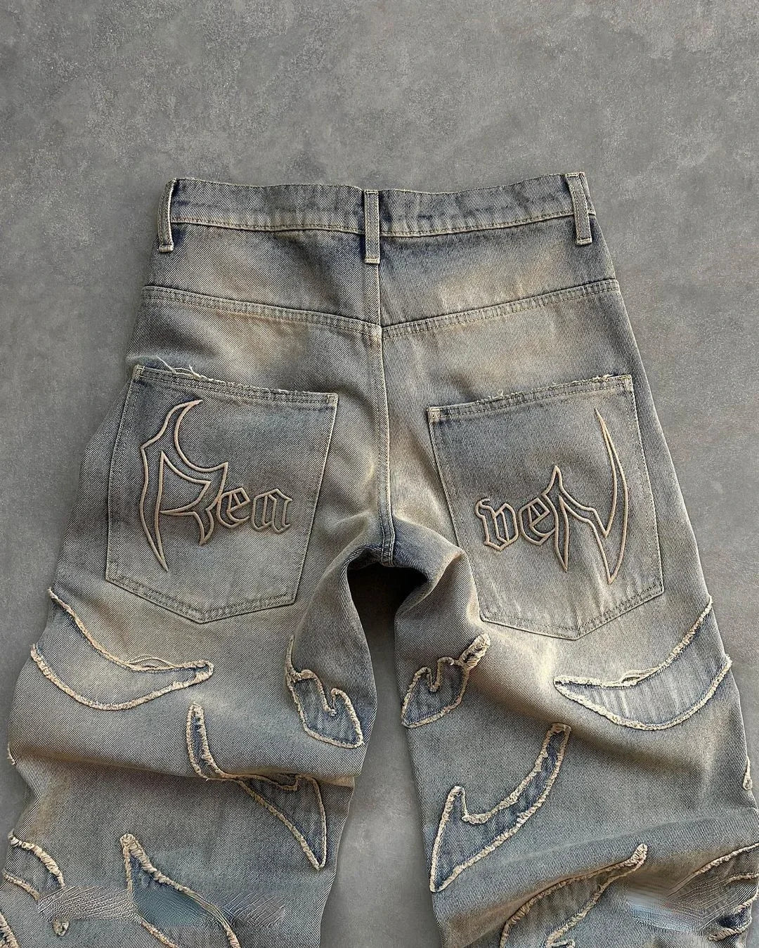 New Hot Selling Ripped Raw Edge Embroidered Denim Trousers Retro Harajuku Baggy Jeans Y2k Men Women Hip Hop Punk Casual Pants