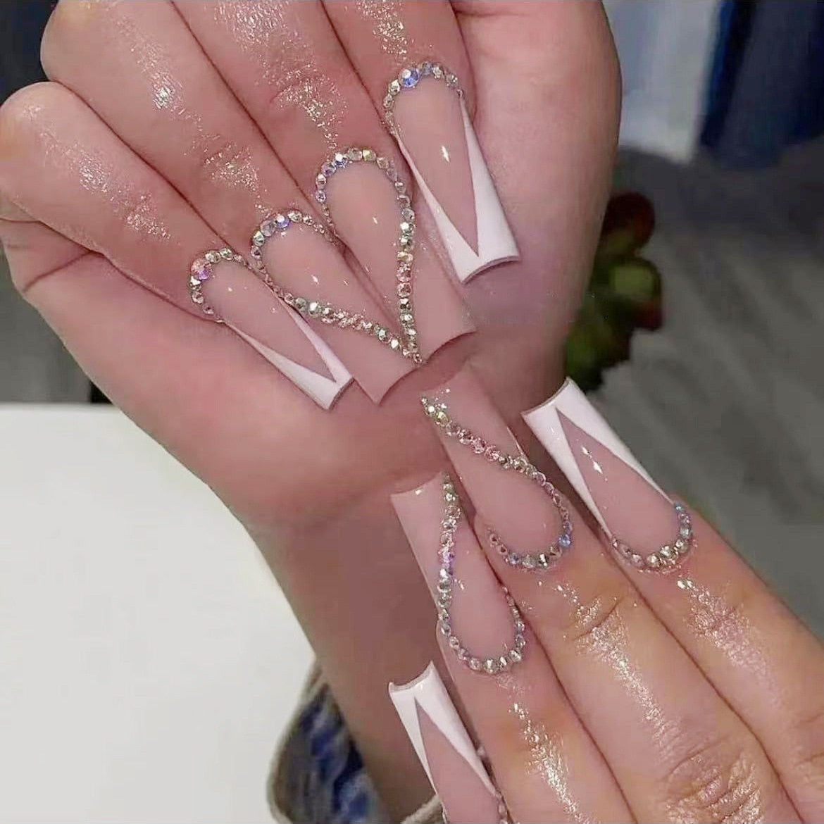 24Pcs Ballet Full Cover Fake Nails Flower Butterfly Design with Rhinestones False Nails Wearable Press on Nails Manicure Tips