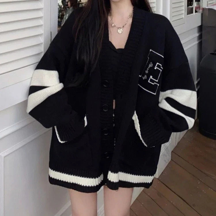 Deeptown Korean School Student Black Baggy Cardigan Women Preppy Style Oversized Loose Letter Embroidery Knitted Top 2023 Autumn