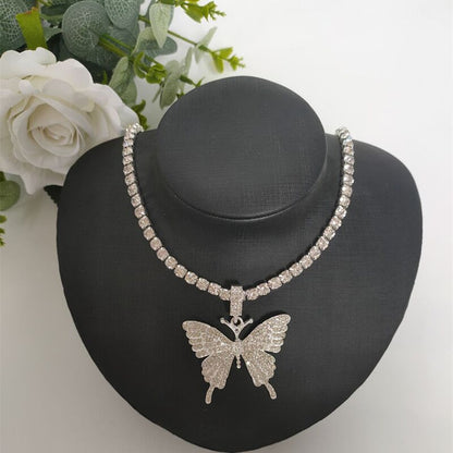 2025 Popular,  ins Popular trade 2020 New big butterfly pendant single row diamond rhinestone bright diamond necklace neck chain fb1035