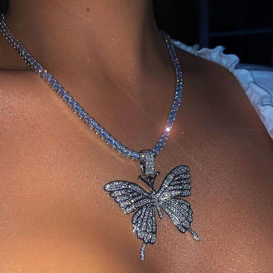 2025 Popular,  ins Popular trade 2020 New big butterfly pendant single row diamond rhinestone bright diamond necklace neck chain fb1035