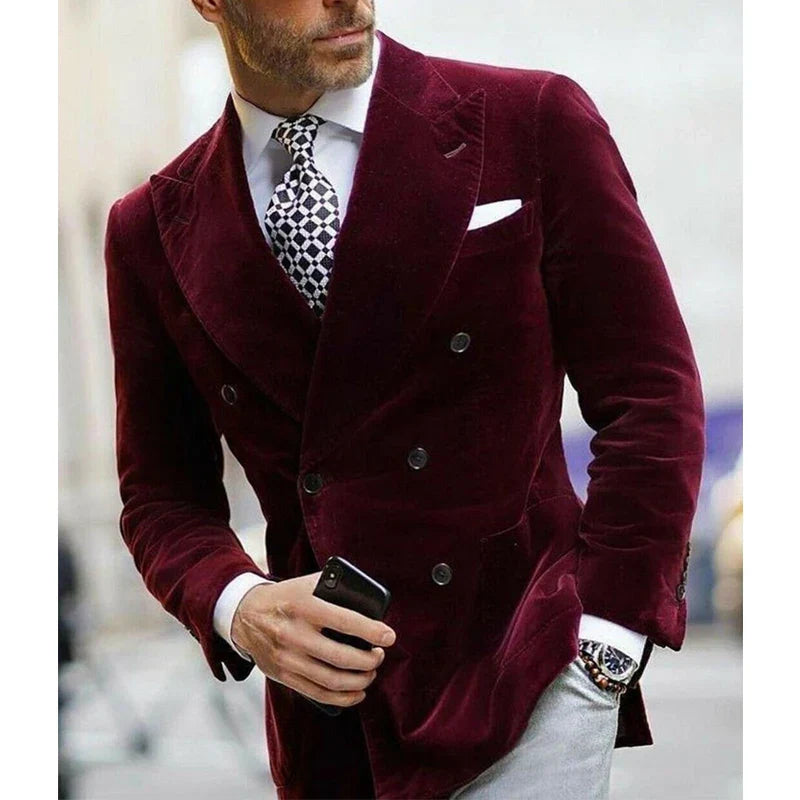 maoxiangshop WELL DRESSED MEN Burgundy Velvet Blazer for Men with Double Breasted Dinner Jacket Elegant Smoking Suit Coat