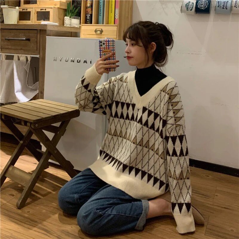 maoxiangshop Sweaters Women Vintage Argyle Korean All-match Chic V-Neck Ladies Pullovers Student Lazy Style Popular Winter Women Sweater New