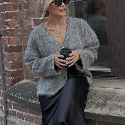 MAOXIANGSHOP 2025 Solid color V-neck knitted cardigan  New lazy knitted zipper loose long-sleeved jacket sweater cardigan