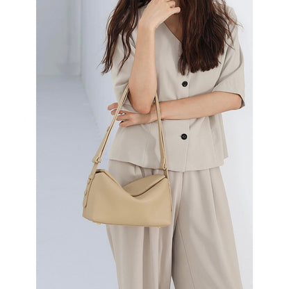 2025 The first layer of cowhide underarm bag women's new niche versatile single shoulder diagonal span handbag simple fashion temperament pillow bag